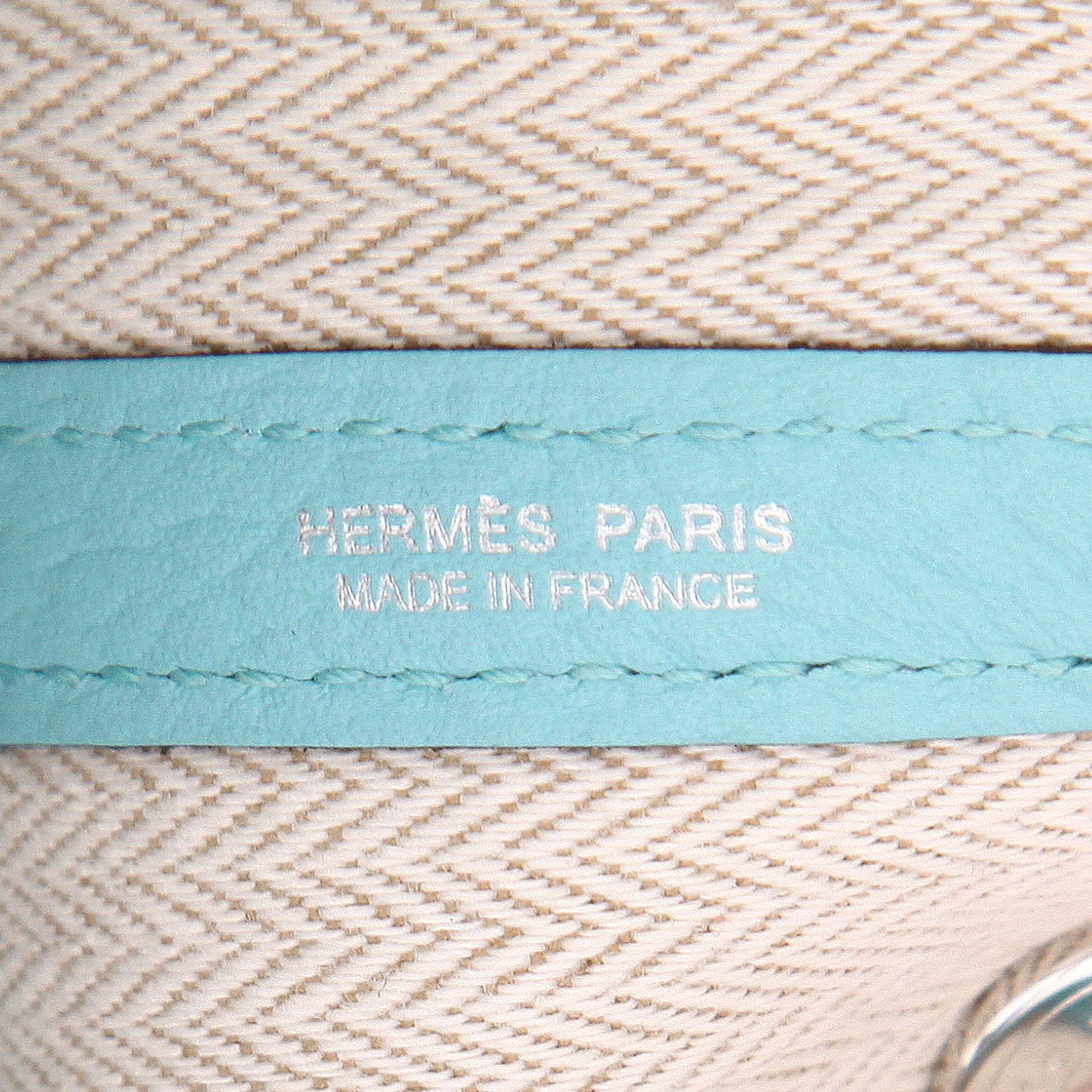 Bolso Cabás Hermès Garden Party en cuero taurillon clémence Bleu Atoll - Detail D2