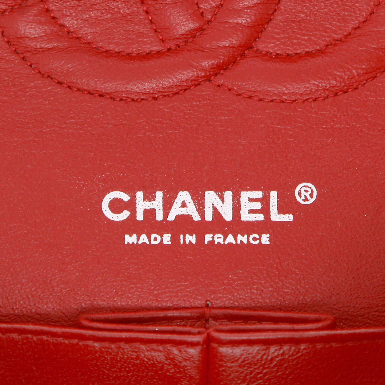 Sac à main Chanel  Timeless Classic en toile matelassée rouge Vif - Detail D2