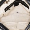 Bolso de mano Gucci Soho en cuero granulado negro - Detail D2 thumbnail