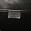 Bolso bandolera Celine Luggage Mini en cuero negro y piel de lagarto verde - Detail D4 thumbnail