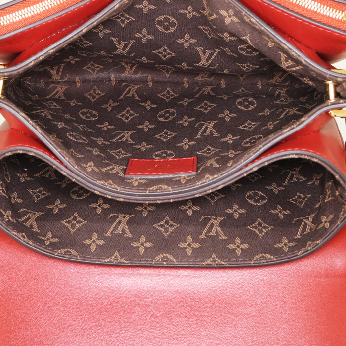 Louis Vuitton Shoulder bag 393403 Collector Square