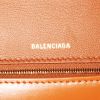 Borsa a tracolla Balenciaga Hourglass in pelle marrone - Detail D4 thumbnail