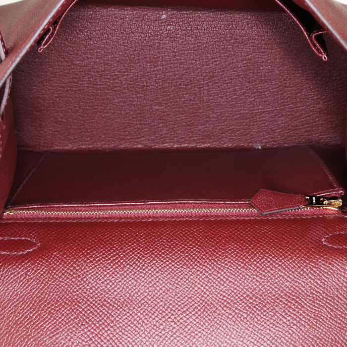 Sac à main Hermes Kelly 25 cm en cuir epsom rouge H - Detail D3