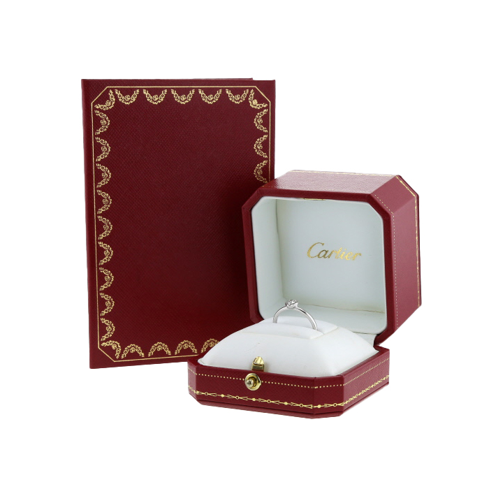 Sortija Cartier Diamant Léger en oro blanco y diamante - Detail D2