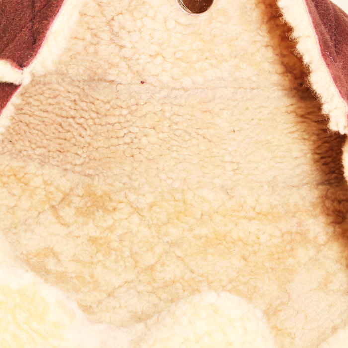 Chanel Timeless handbag in beige sheepskin and brown leather - Detail D3