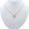 Van Cleef & Arpels Alhambra Vintage necklace in yellow gold and mother of pearl - 360 thumbnail