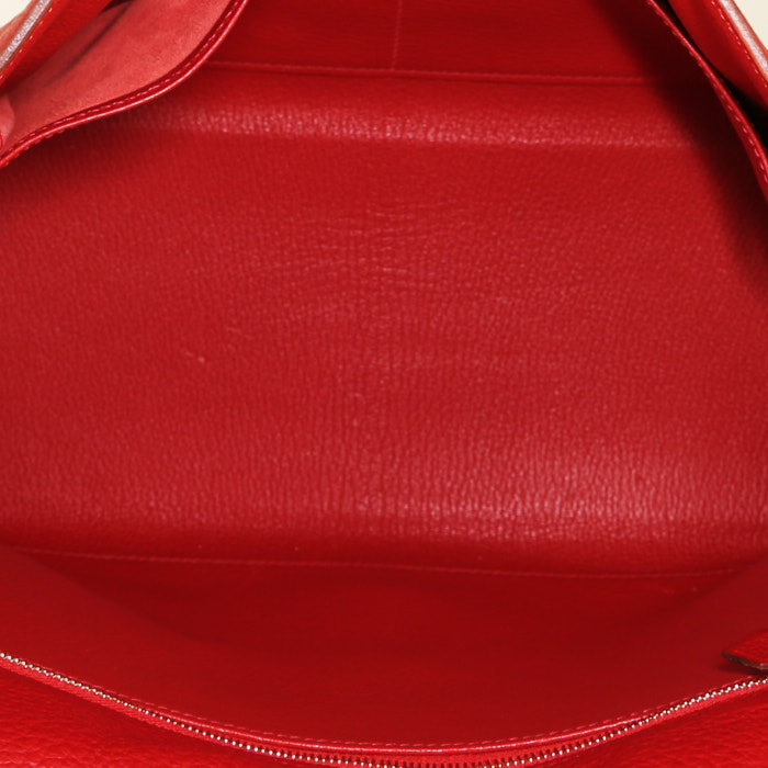 Hermès  Kelly 32 cm handbag  in red togo leather - Detail D3
