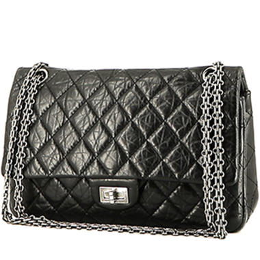 Chanel  Chanel 2.55 handbag  in black quilted leather