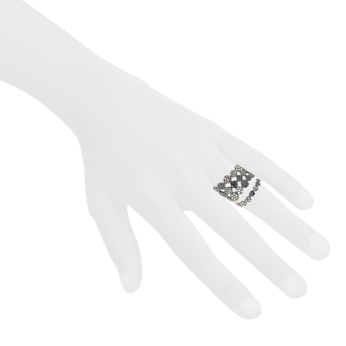 H. Stern Ancient America large model ring in grey gold and diamonds - Detail D1