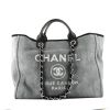 Sac cabas Chanel  Deauville en toile grise et cuir noir - 360 thumbnail