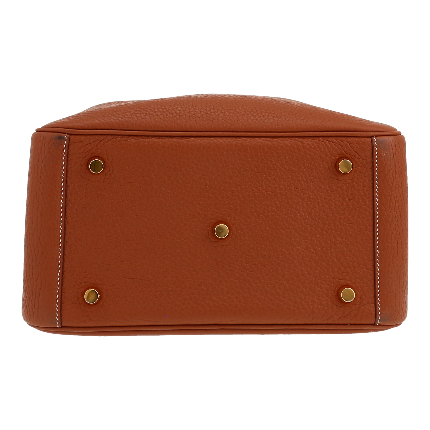 Bolso de mano Hermès  Lindy en cuero togo color oro - Detail D1