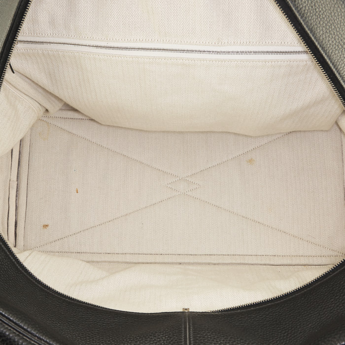 Hermes Victoria travel bag in black togo leather - Detail D2