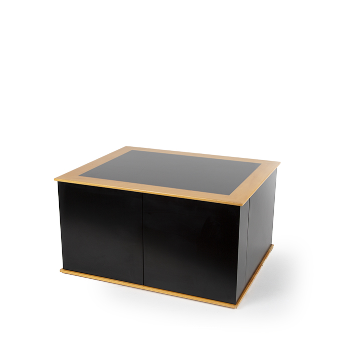 Pomellato & Pierluigi Ghianda, "La scatola dei giochi", rare game box in pearwood and blackened pearwood, limited edition, signed and numbered, designed in 1982 - Detail D5