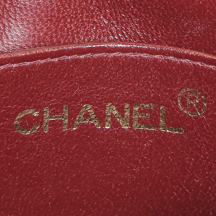 Chanel Vintage shoulder bag in black quilted leather - Detail D3