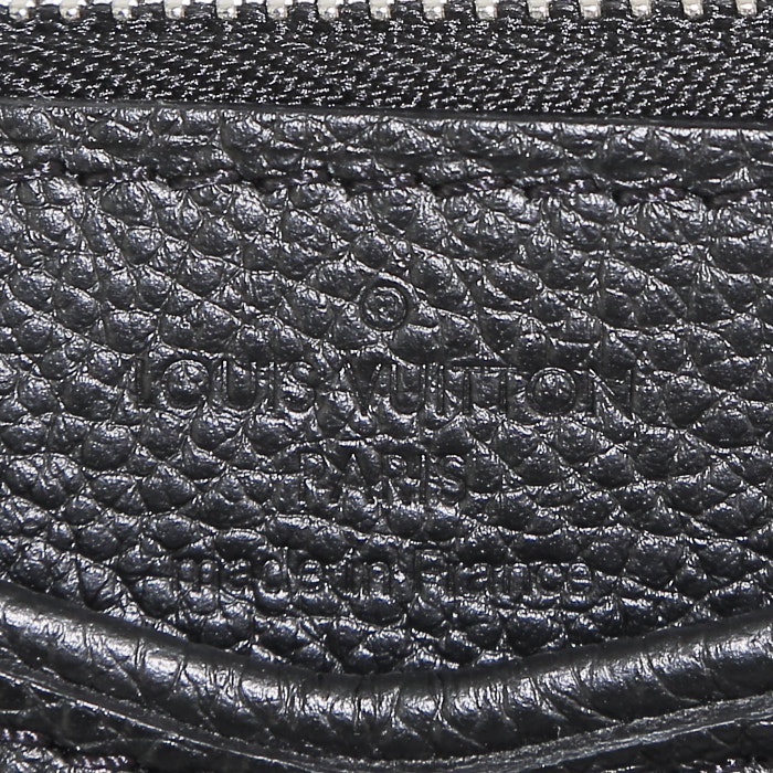 Sac bandoulière Louis Vuitton Pallas BB en cuir monogram noir - Detail D2