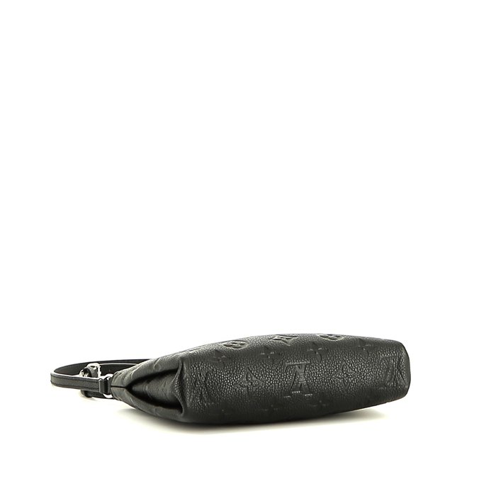 Bolso bandolera Louis Vuitton Pallas BB en cuero Monogram negro - Detail D4