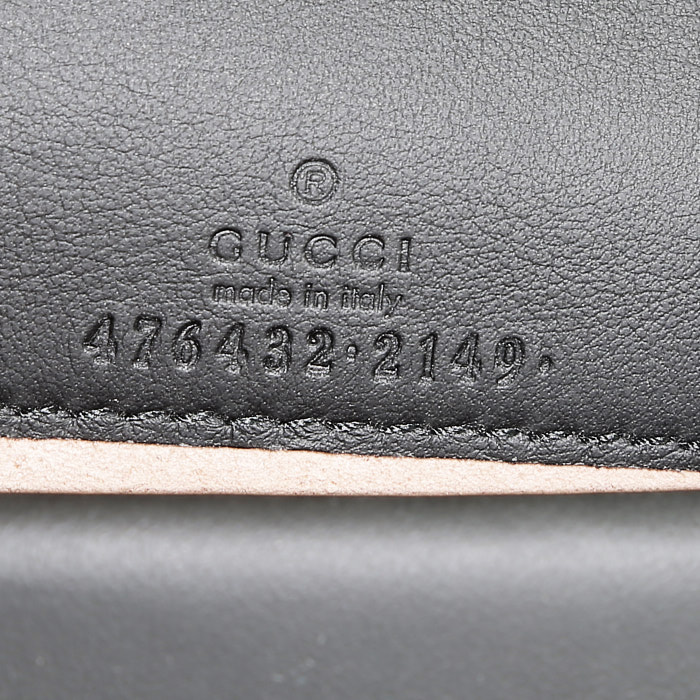 Bolso bandolera Gucci Dionysus mini en cuero negro - Detail D3