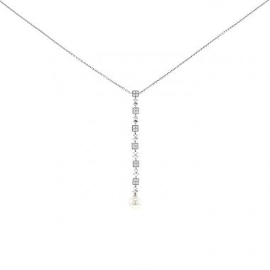 Bulgari Lucéa necklace in white gold, diamonds and pearl