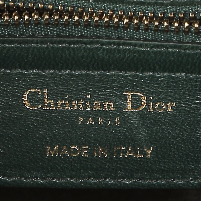 Bolso de mano Dior Lady Dior en cuero cannage verde - Detail D4