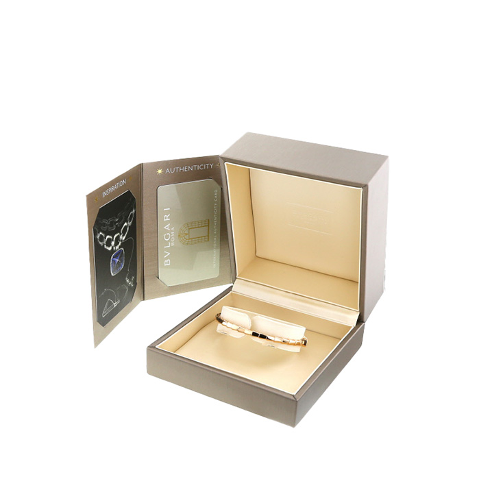 Brazalete redondo rígido Bulgari Serpenti en oro rosa - Detail D2