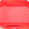 Louis Vuitton Alma mini shoulder bag in pink and red bicolor patent leather - Detail D3 thumbnail