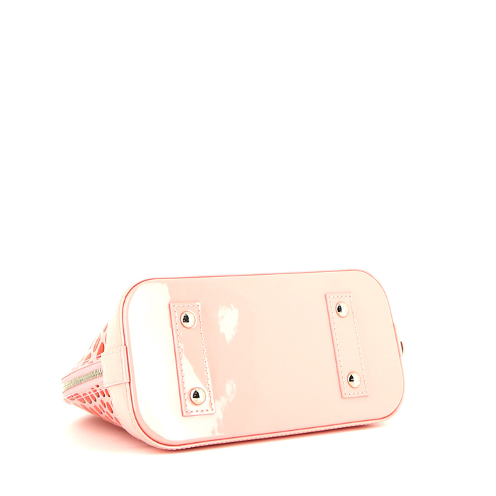 Borsa a tracolla Louis Vuitton Alma mini in pelle verniciata bicolore rosa e rossa - Detail D5