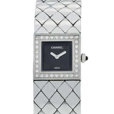 Montre Chanel Matelassé Wristwatch en acier Vers 1990