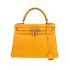 Bolso de mano Hermès  Kelly 28 cm en cuero Courchevel Jaune d'Or - 360 thumbnail