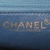 Sac à main Chanel  Medaillon en cuir grainé matelassé bleu - Detail D3 thumbnail