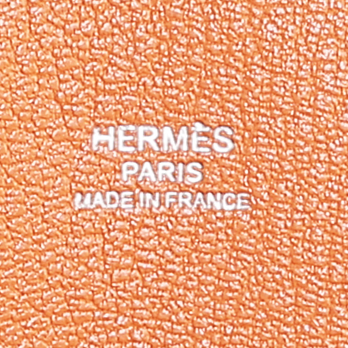 Hermes Jypsiere 28 cm shoulder bag in orange togo leather - Detail D3