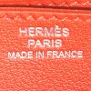 Bolso bandolera Hermès  Convoyeur en cuero swift rojo Capucine - Detail D3 thumbnail