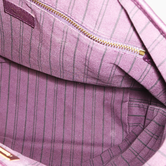 Sac cabas Louis Vuitton Citadines en cuir monogram aubergine - Detail D2
