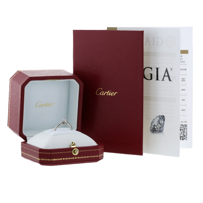 Bague solitaire Cartier 1895 en platine et diamant - Detail D2