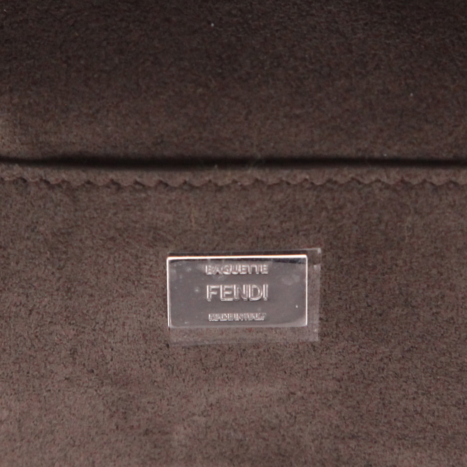 Bolso de mano Fendi  Mini Baguette en cuero naranja - Detail D2