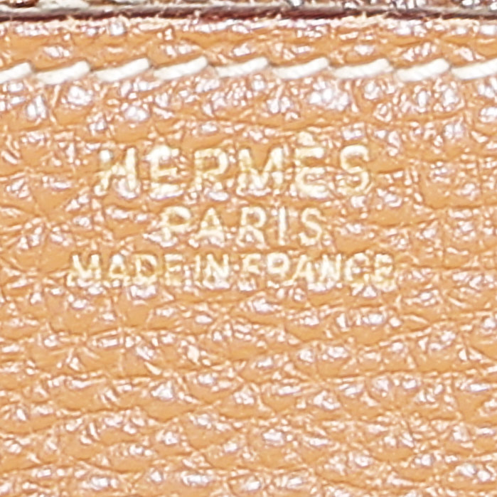 Hermès Birkin 30 cm handbag  in gold togo leather - Detail D3