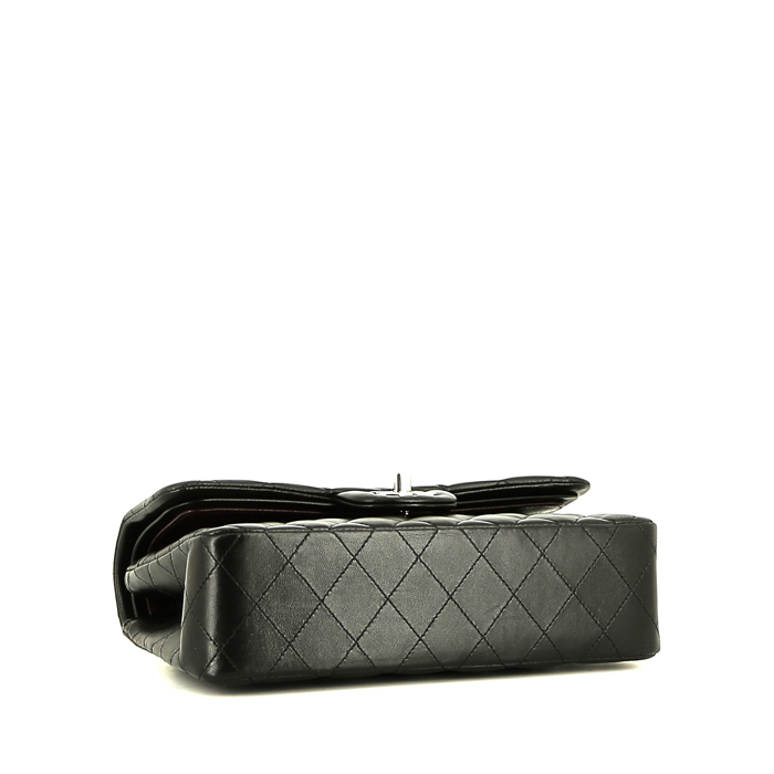 Borsa a tracolla Chanel  Timeless Petit in pelle trapuntata nera - Detail D5