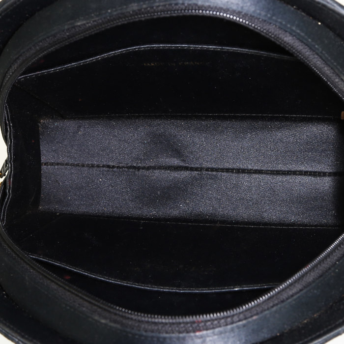 Chanel  Vintage clutch  in black satin - Detail D2