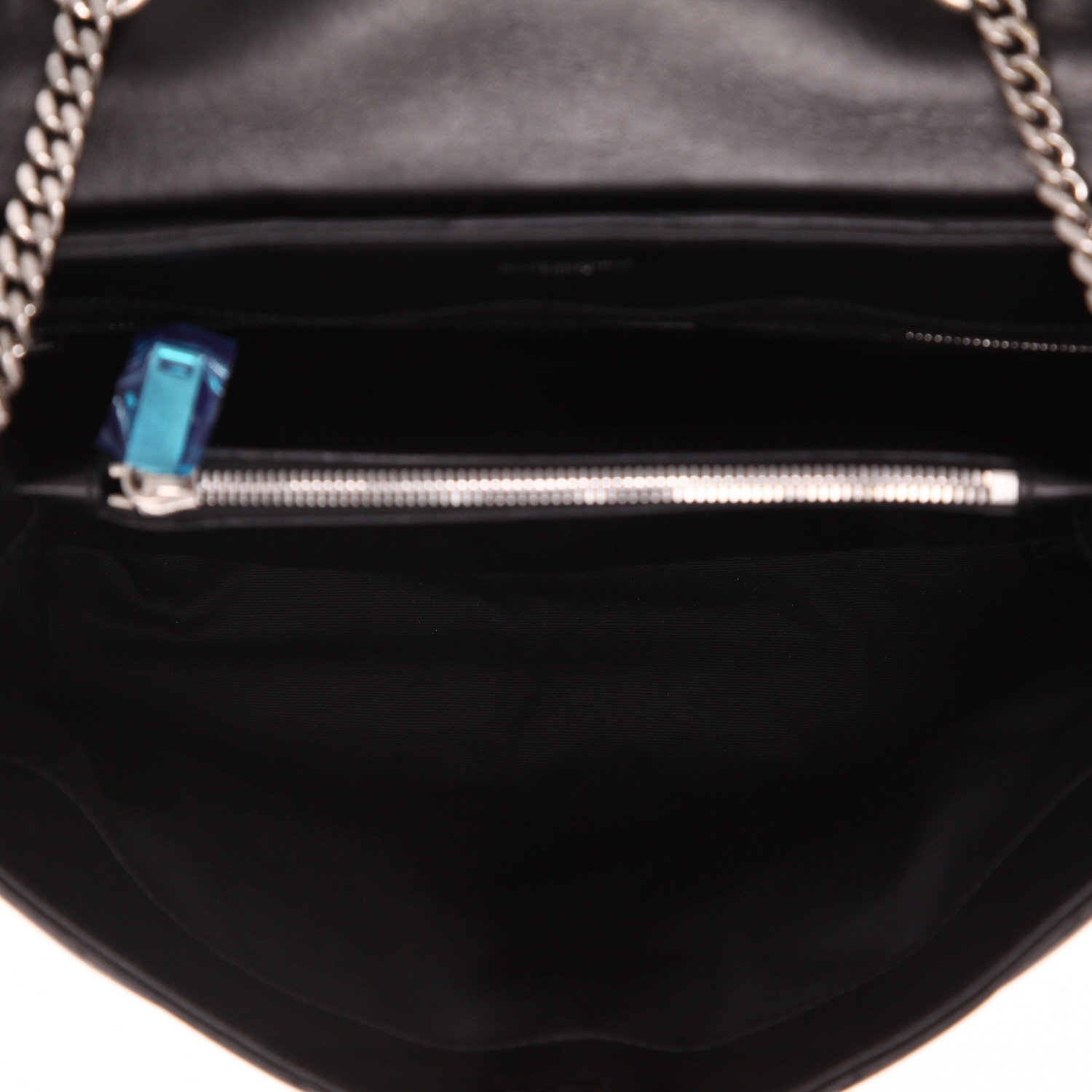 Borsa a tracolla Saint Laurent Loulou modello medio in pelle trapuntata a zigzag nera - Detail D3