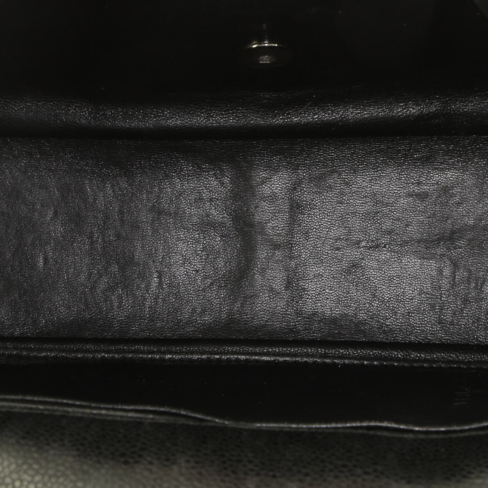 Borsa a tracolla Chanel Timeless jumbo in pelle martellata e trapuntata nera - Detail D3