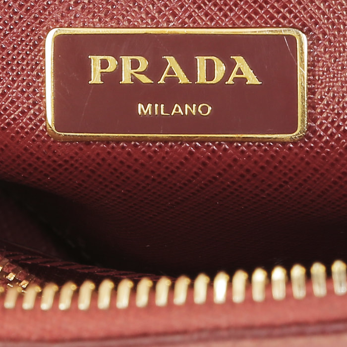 Borsa a tracolla Prada in pelle saffiano bordeaux - Detail D4