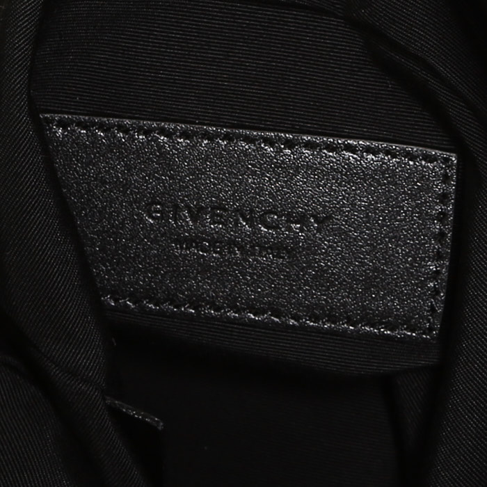 Givenchy  backpack  in black canvas - Detail D3