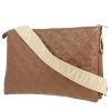 Bolso bandolera Louis Vuitton  Coussin modelo mediano  en cuero Monogram color topo - 00pp thumbnail