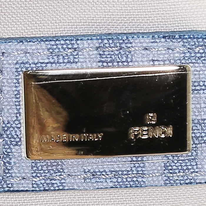Fendi  Mamma Baguette handbag  monogram denim canvas - Detail D3
