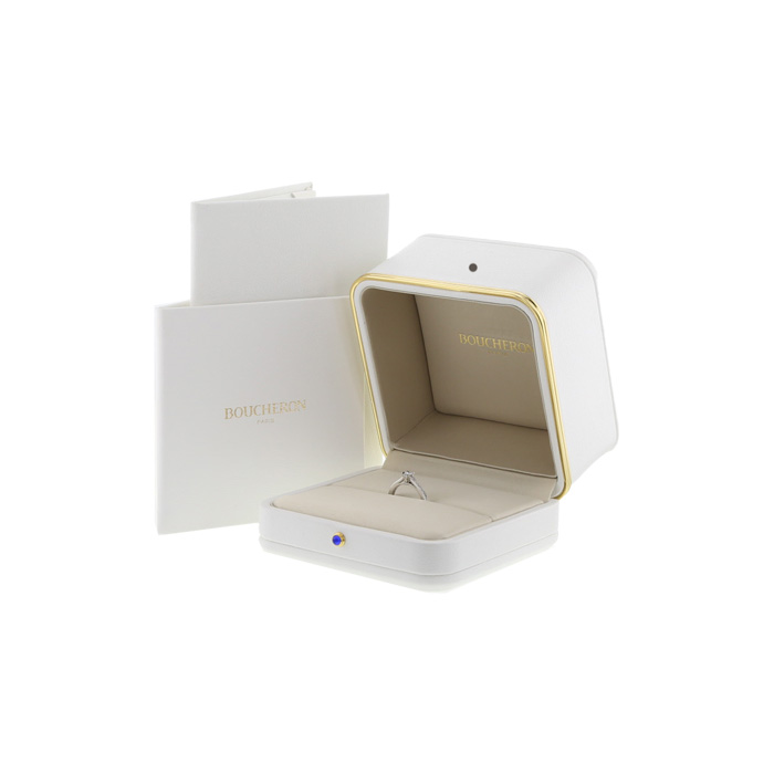Bague solitaire Boucheron Beloved en platine et diamants - Detail D2