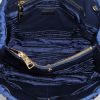 Borsa a tracolla Prada Gaufre in tela trapuntata blu reale e pelle blu reale - Detail D2 thumbnail