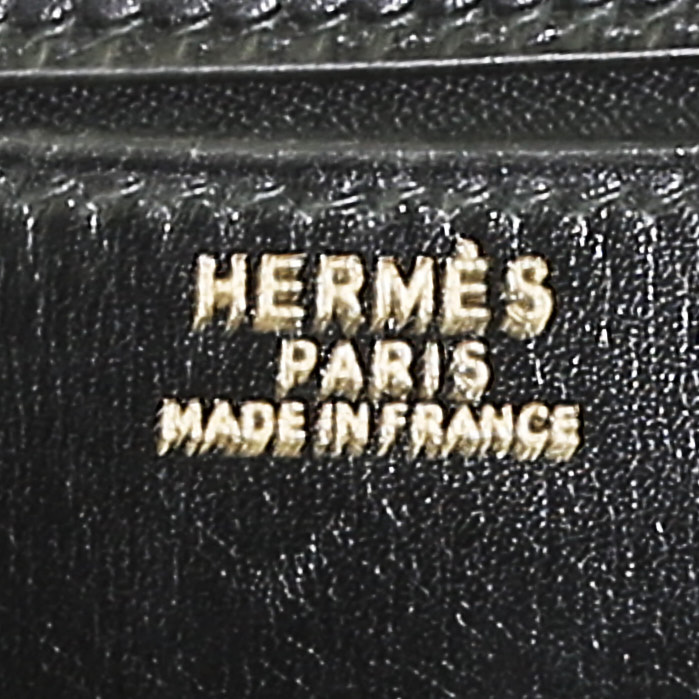 Bolso de mano Hermès Constance en cuero box negro - Detail D4