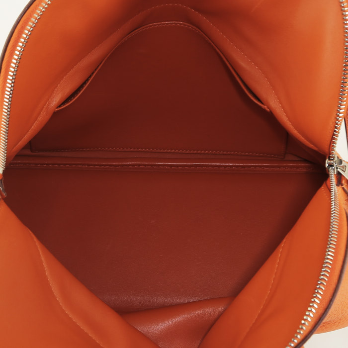 Hermès Bolide handbag  in orange Feu leather taurillon clémence - Detail D3