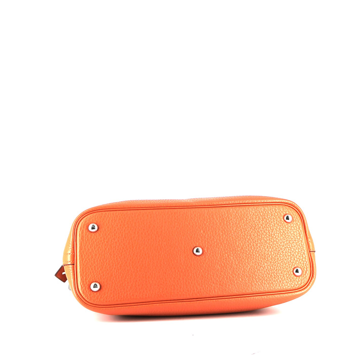 Sac à main Hermès Bolide en cuir taurillon clémence orange Feu - Detail D5