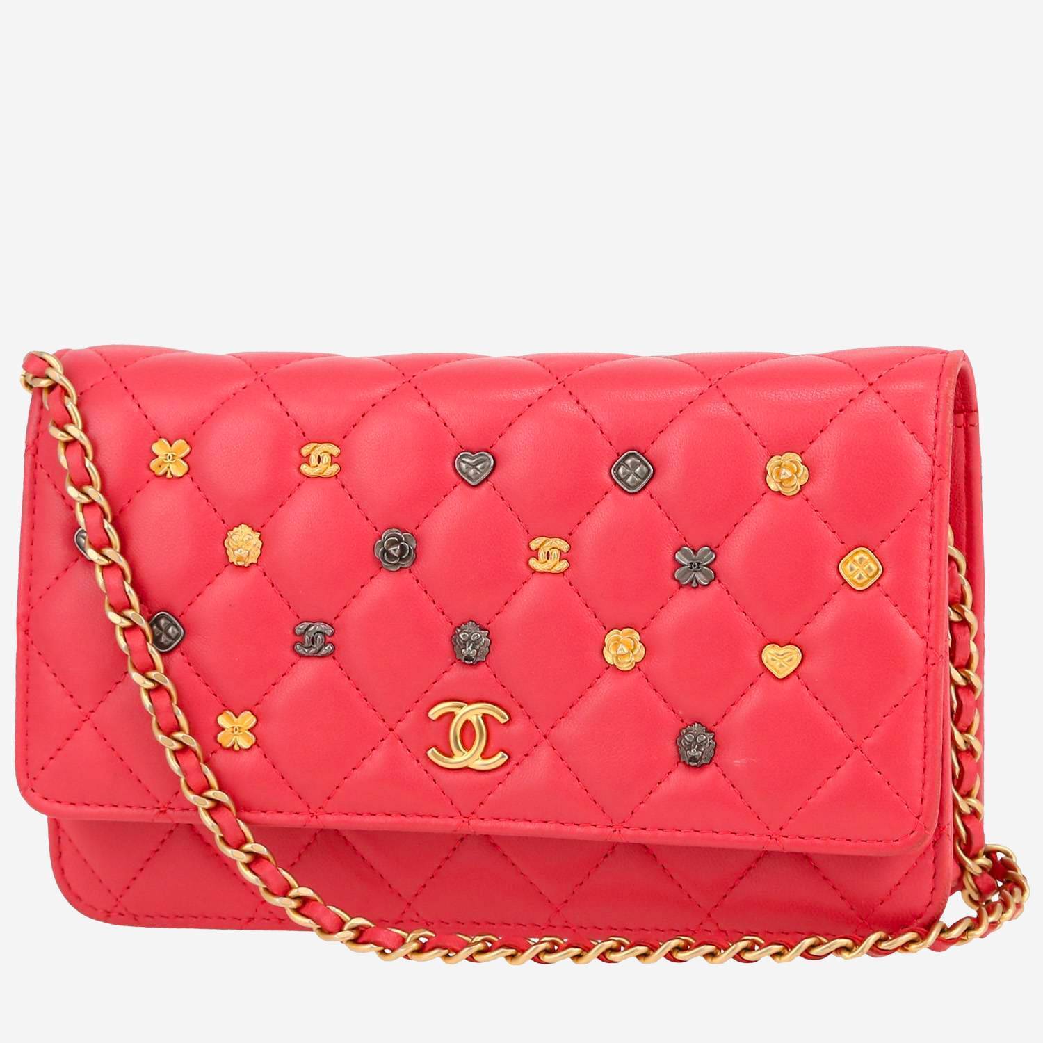 Chanel Wallet on Chain handbag/clutch  in pink quilted leather