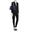 Shopping bag Hermès  Cabag in tela blu marino e pelle naturale - Detail D2 thumbnail